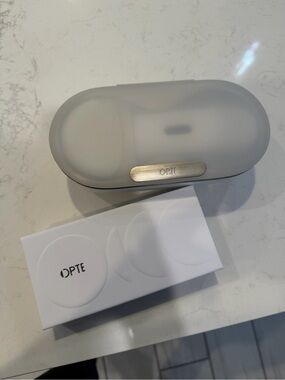 Precision Skincare Device - Frosted White